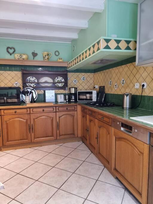 Maison Ideale Pour Une Famille Каркассон Экстерьер фото